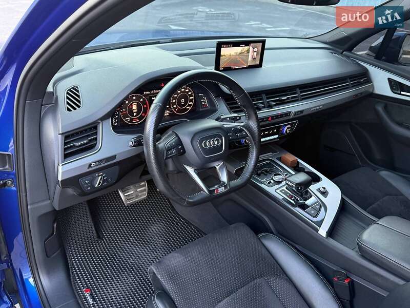 Внедорожник / Кроссовер Audi Q7 2016 в Харькове