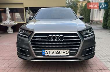 Внедорожник / Кроссовер Audi Q7 2016 в 