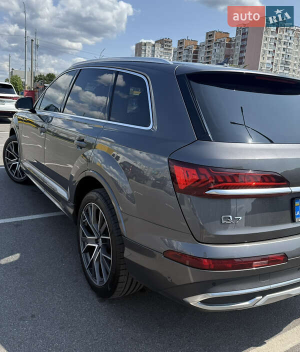 Внедорожник / Кроссовер Audi Q7 2019 в Киеве фото 8 Внедорожник / Кроссовер Audi Q7 2019 в Киеве