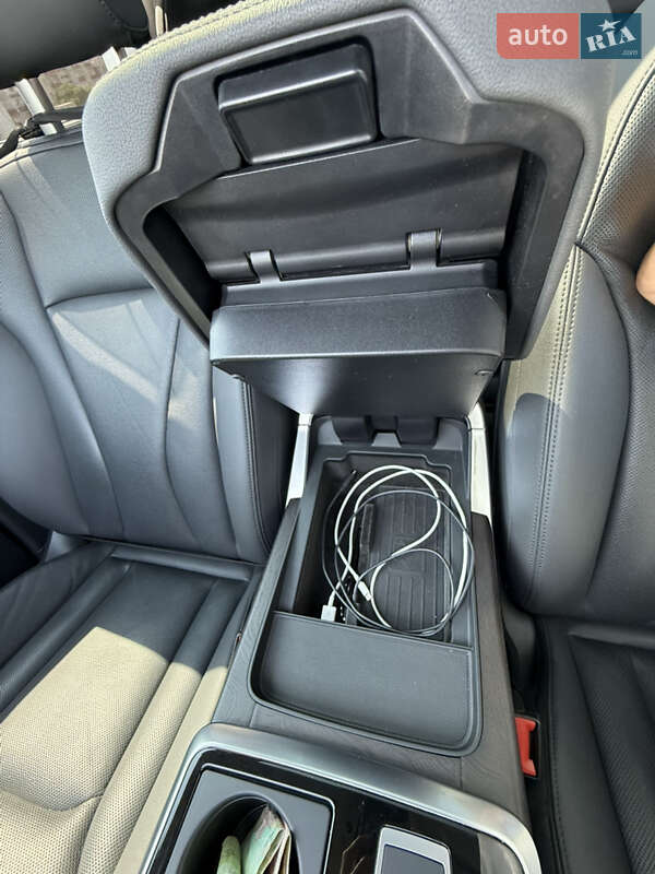 Внедорожник / Кроссовер Audi Q7 2019 в Киеве фото 17 Внедорожник / Кроссовер Audi Q7 2019 в Киеве
