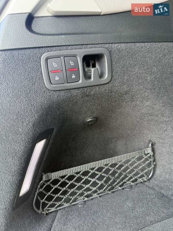 Внедорожник / Кроссовер Audi Q7 2019 в Киеве фото 28 Внедорожник / Кроссовер Audi Q7 2019 в Киеве