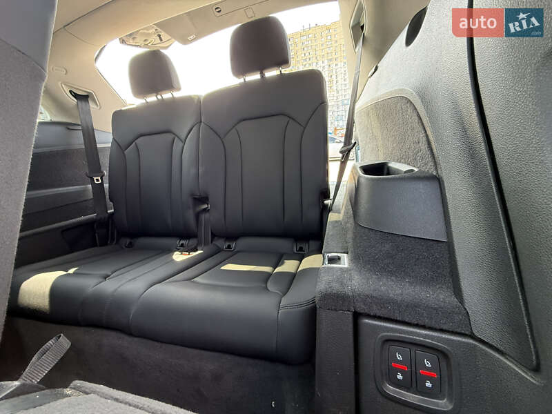 Внедорожник / Кроссовер Audi Q7 2019 в Киеве фото 31 Внедорожник / Кроссовер Audi Q7 2019 в Киеве