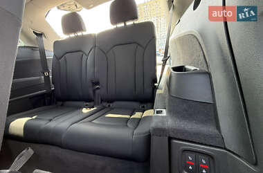 Внедорожник / Кроссовер Audi Q7 2019 в 