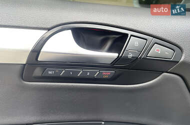 Внедорожник / Кроссовер Audi Q7 2011 в 