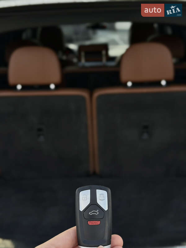Внедорожник / Кроссовер Audi Q7 2016 в Ровно