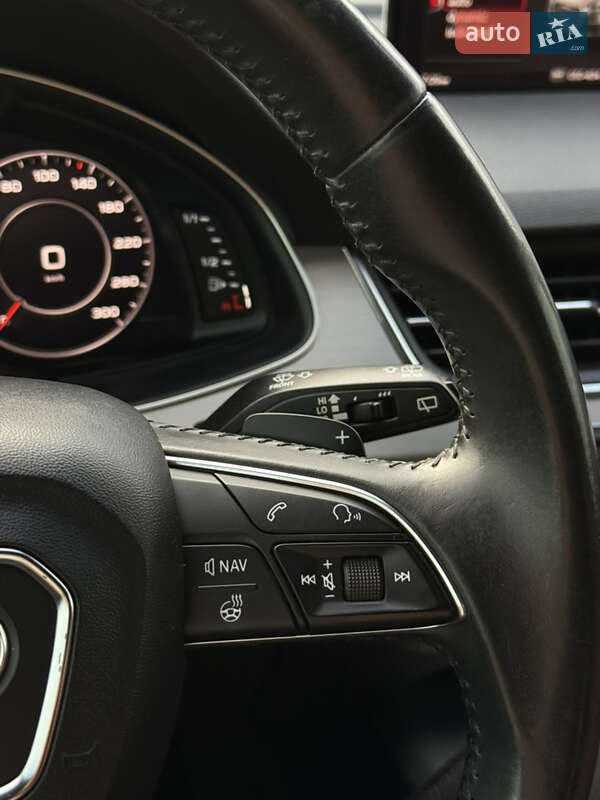 Внедорожник / Кроссовер Audi Q7 2016 в Ровно