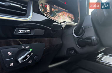Внедорожник / Кроссовер Audi Q7 2017 в 