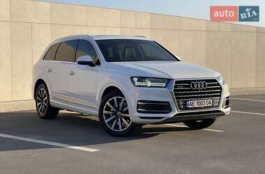 Позашляховик / Кросовер Audi Q7 2019 в Дніпрі
