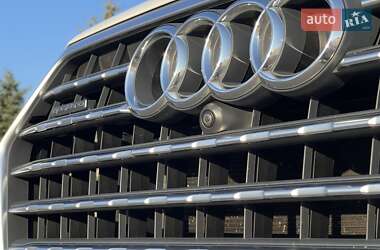 Внедорожник / Кроссовер Audi Q7 2019 в 