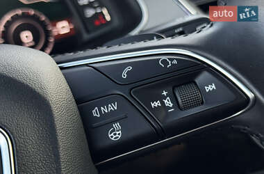 Внедорожник / Кроссовер Audi Q7 2017 в 