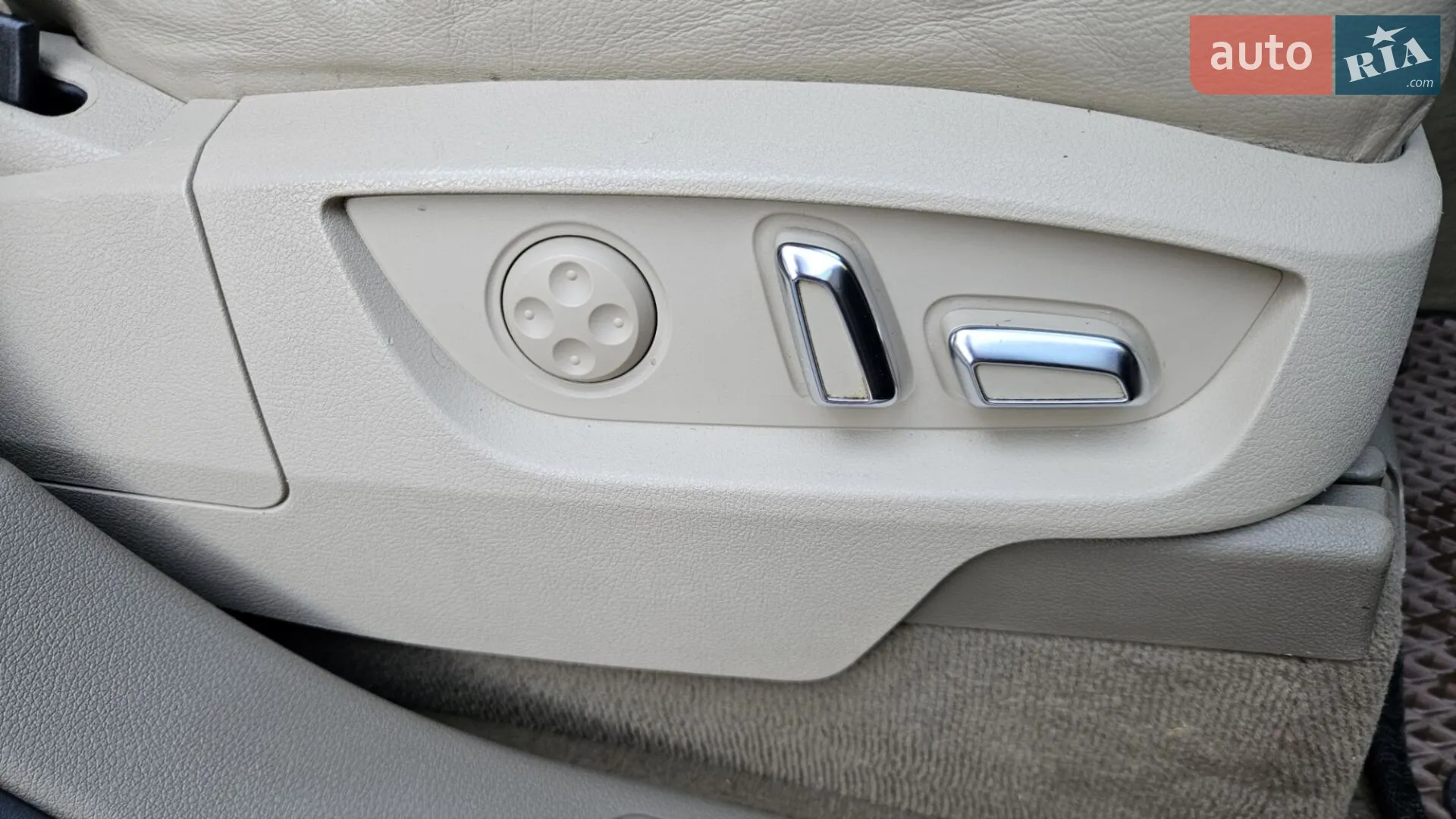 2011 Audi Q7 - мініатюра 11