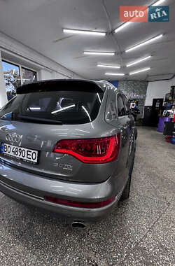 Внедорожник / Кроссовер Audi Q7 2014 в 