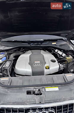 Внедорожник / Кроссовер Audi Q7 2014 в 