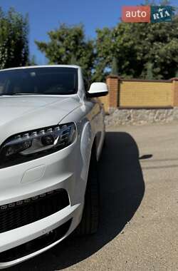 Внедорожник / Кроссовер Audi Q7 2012 в 