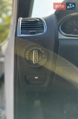 Внедорожник / Кроссовер Audi Q7 2012 в 
