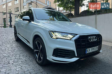 Внедорожник / Кроссовер Audi Q7 2019 в 
