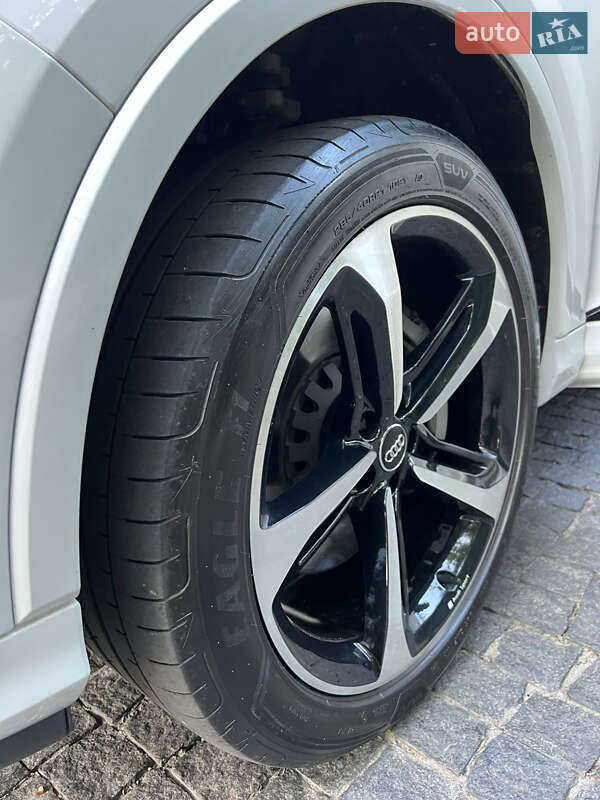 Позашляховик / Кросовер Audi Q7 2019 в Києві фото 62 Позашляховик / Кросовер Audi Q7 2019 в Києві