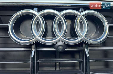 Внедорожник / Кроссовер Audi Q7 2019 в 