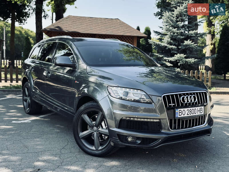 Внедорожник / Кроссовер Audi Q7 2013 в 