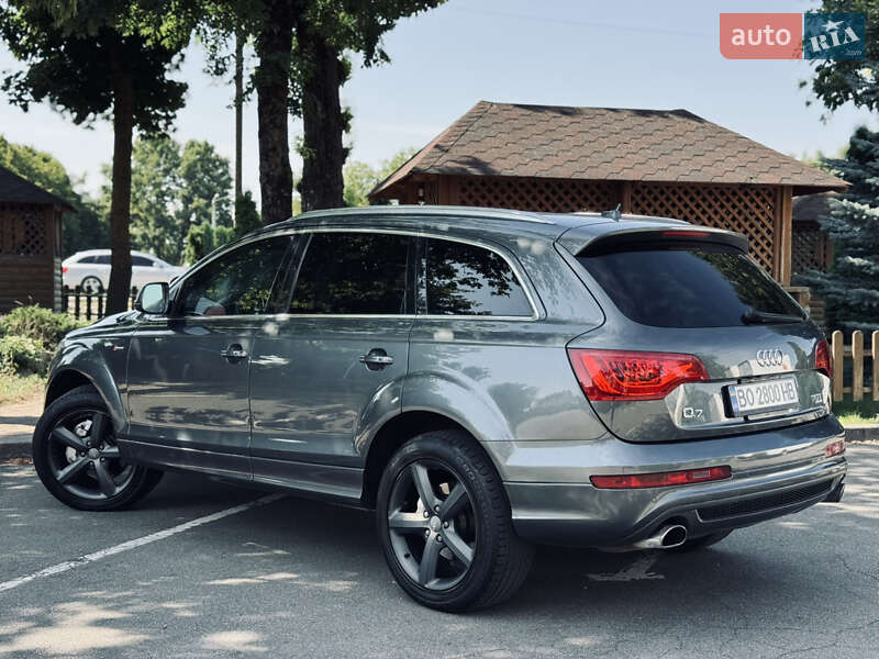 Внедорожник / Кроссовер Audi Q7 2013 в Тернополе