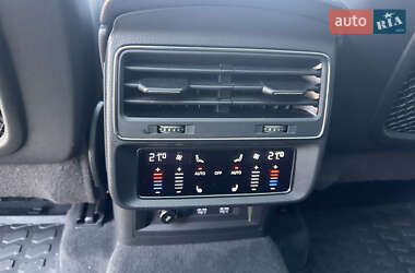 Внедорожник / Кроссовер Audi Q7 2020 в 