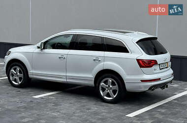 Внедорожник / Кроссовер Audi Q7 2013 в 