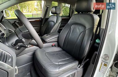 Внедорожник / Кроссовер Audi Q7 2013 в 