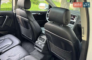 Внедорожник / Кроссовер Audi Q7 2013 в 