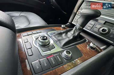 Внедорожник / Кроссовер Audi Q7 2013 в 