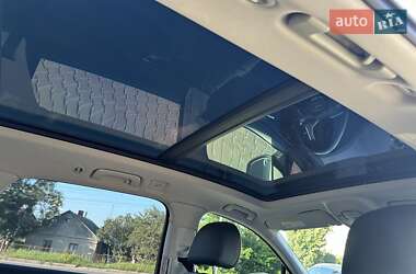 Внедорожник / Кроссовер Audi Q7 2016 в 