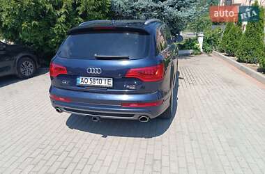 Внедорожник / Кроссовер Audi Q7 2013 в 