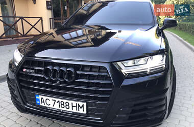 Позашляховик / Кросовер Audi Q7 2015 в Луцьку