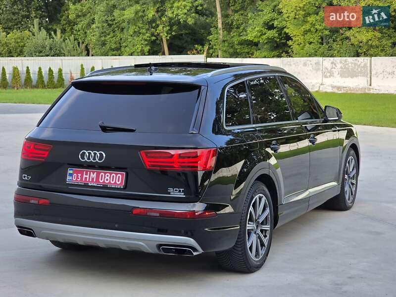 Внедорожник / Кроссовер Audi Q7 2017 в Луцке