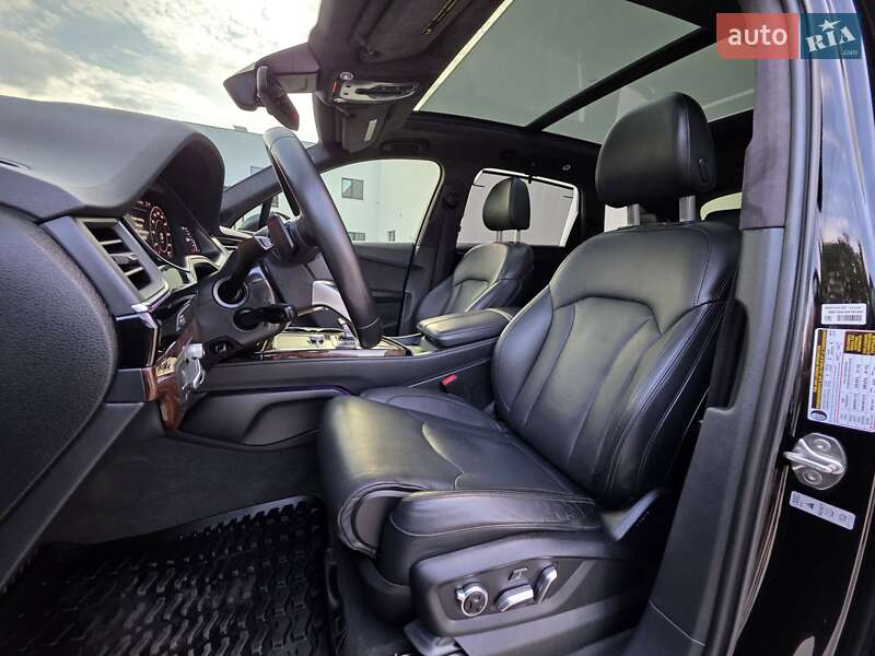 Внедорожник / Кроссовер Audi Q7 2017 в Луцке