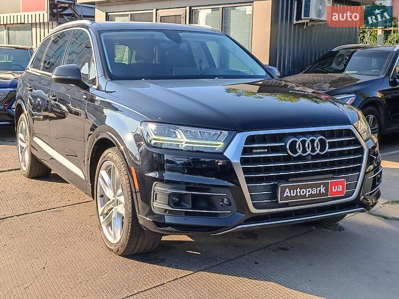Позашляховик / Кросовер Audi Q7 2018 в Харкові