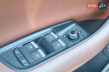 Внедорожник / Кроссовер Audi Q7 2018 в 