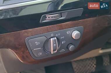 Внедорожник / Кроссовер Audi Q7 2018 в 