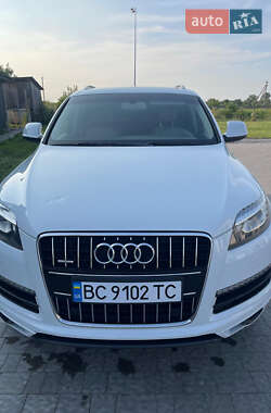 Внедорожник / Кроссовер Audi Q7 2013 в 