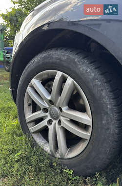 Внедорожник / Кроссовер Audi Q7 2008 в 