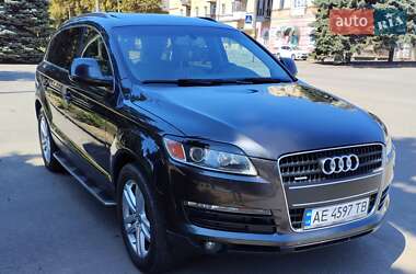 Внедорожник / Кроссовер Audi Q7 2008 в 