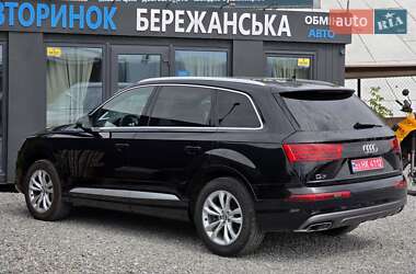 Внедорожник / Кроссовер Audi Q7 2018 в 