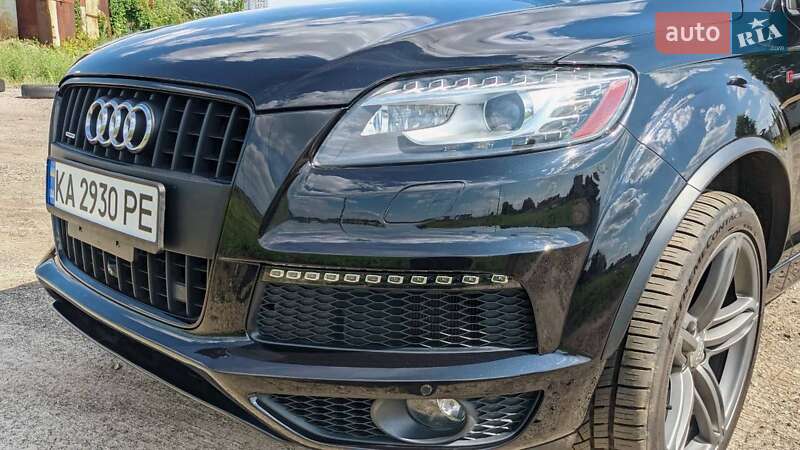 Внедорожник / Кроссовер Audi Q7 2015 в Киеве