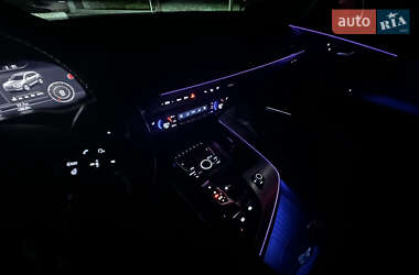 Внедорожник / Кроссовер Audi Q7 2018 в 