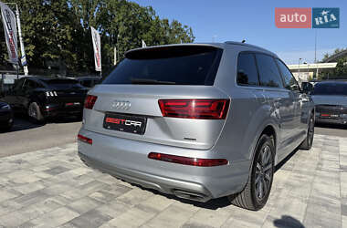 Внедорожник / Кроссовер Audi Q7 2018 в 