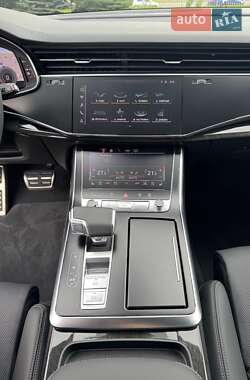 Внедорожник / Кроссовер Audi Q7 2024 в 