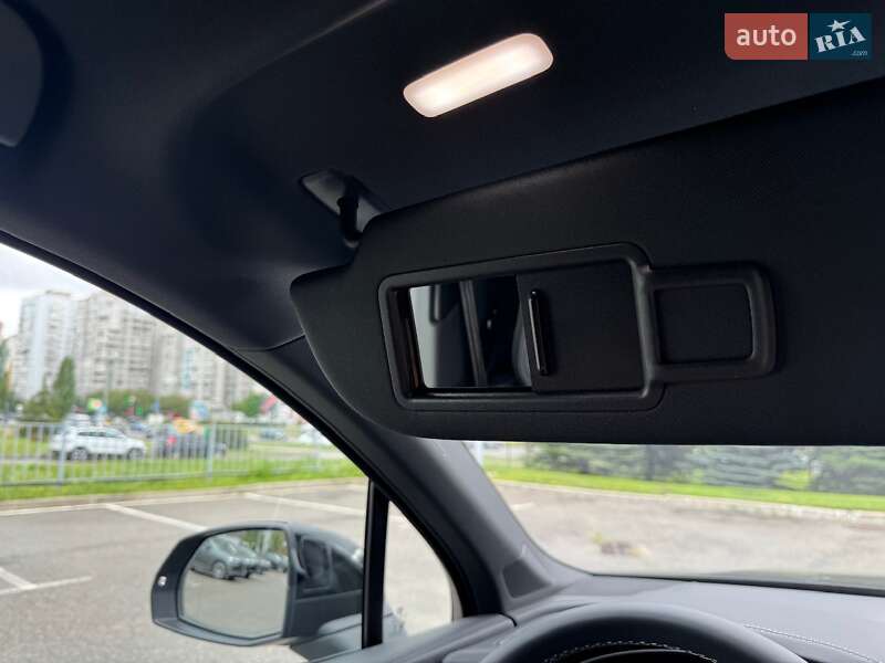 Внедорожник / Кроссовер Audi Q7 2024 в Киеве