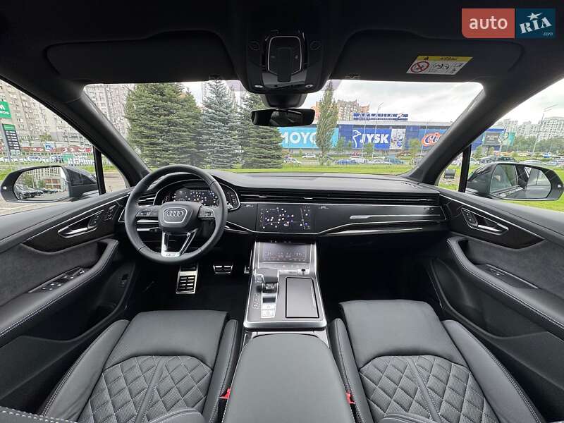 Внедорожник / Кроссовер Audi Q7 2024 в Киеве