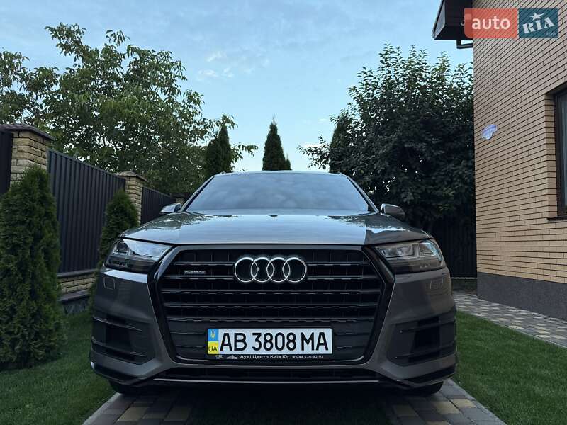 Внедорожник / Кроссовер Audi Q7 2017 в Виннице