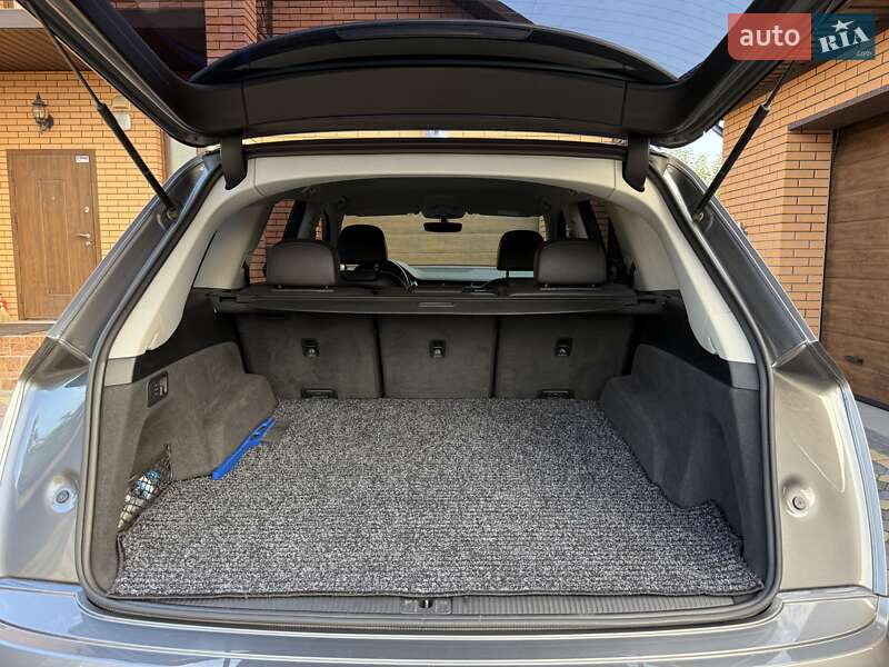 Внедорожник / Кроссовер Audi Q7 2017 в Виннице