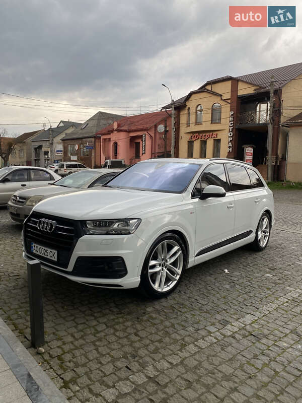 Audi Q7 2017